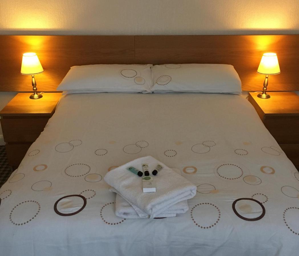 Knottingly The Hawthornes Licensed Guest House מראה חיצוני תמונה